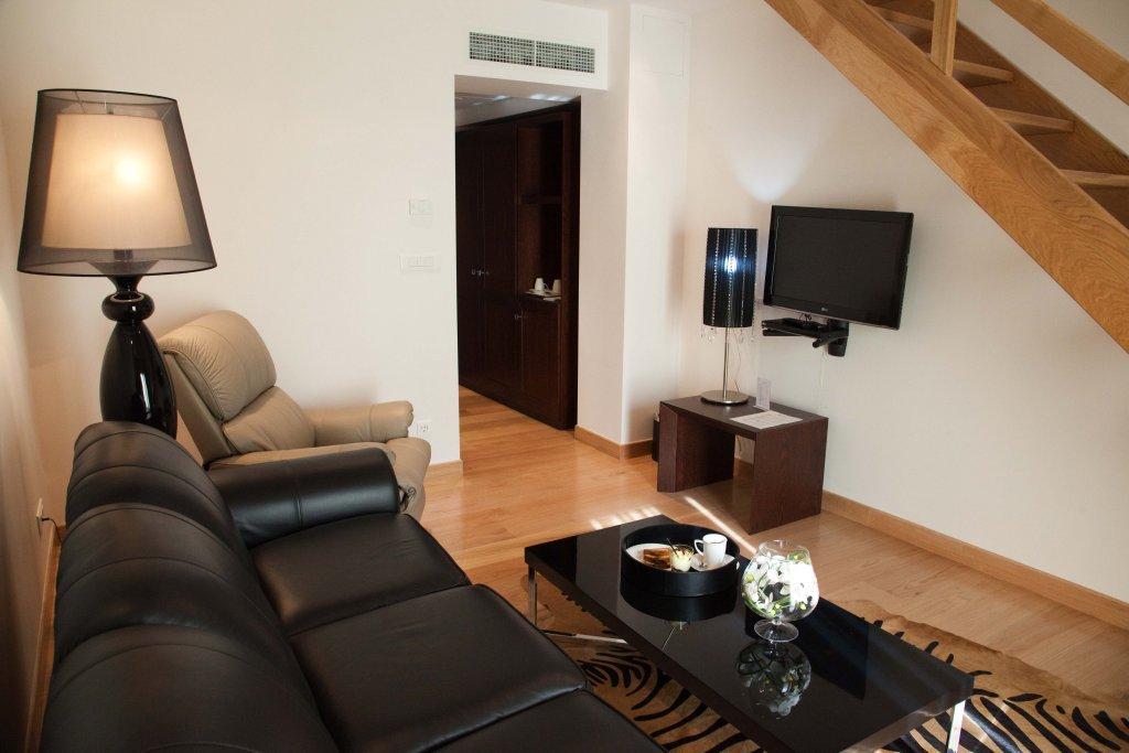 Kalavrita Canyon Hotel & Spa Dış mekan fotoğraf