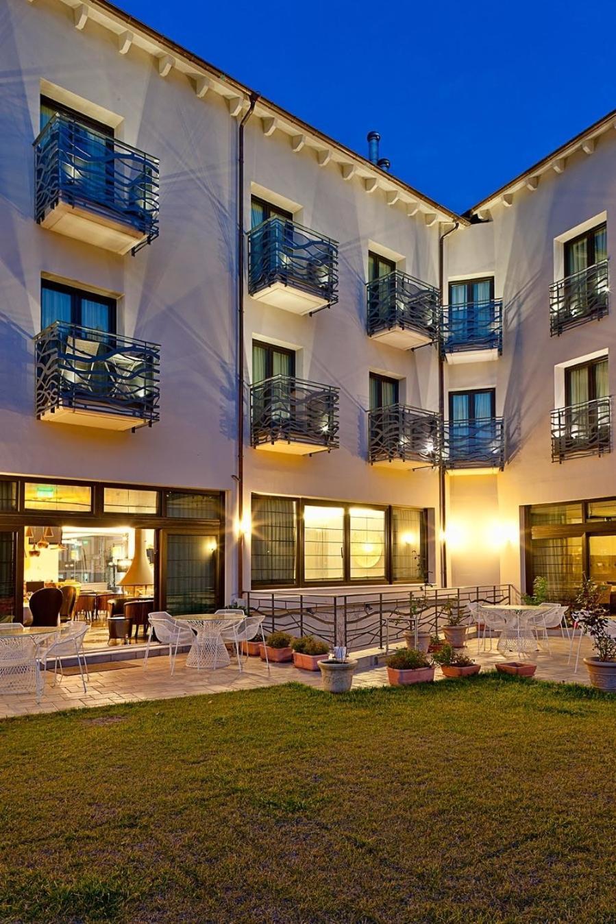 Kalavrita Canyon Hotel & Spa Dış mekan fotoğraf