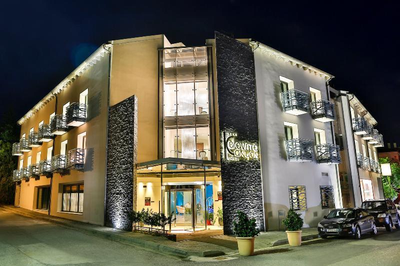 Kalavrita Canyon Hotel & Spa Dış mekan fotoğraf