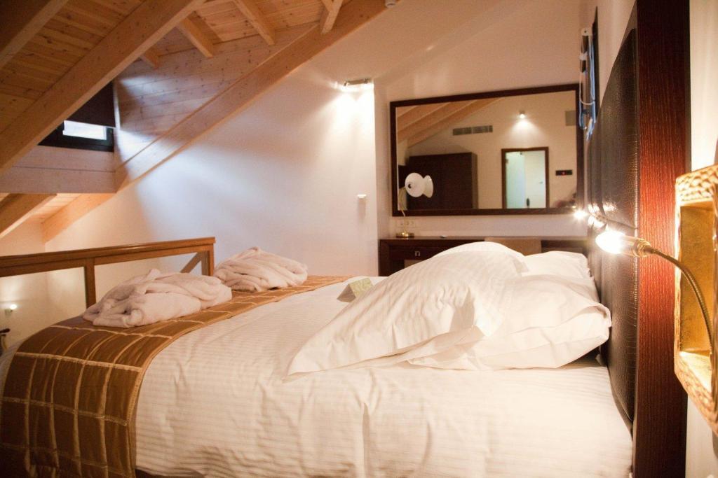 Kalavrita Canyon Hotel & Spa Oda fotoğraf